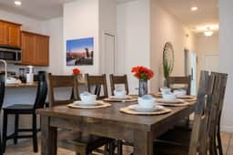 Resort Townhouse 5BR - Private Pool - Storey Lake