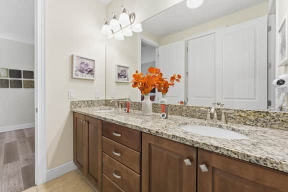 Spacious Luxury Home | 8 BR, Pool & Spa