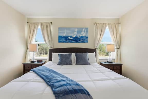 Spacious Luxury Home | 8 BR, Pool & Spa