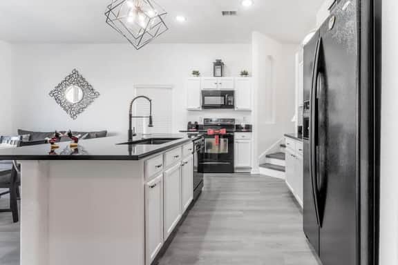 Luxury Family Villa w Private Pool 10 min Disney