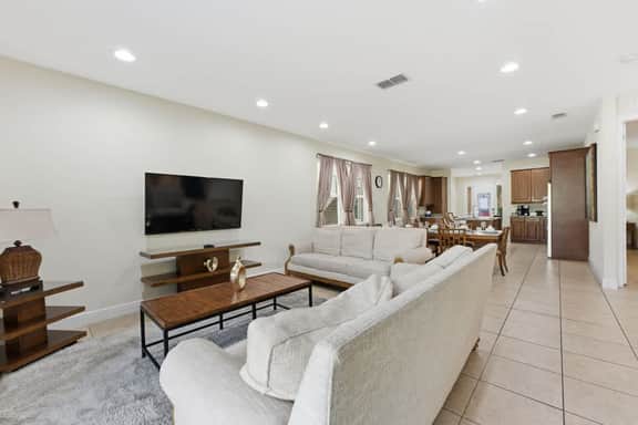 501 Lasso Drive - Image 3
